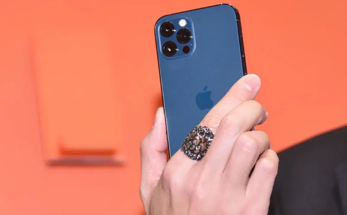 高青苹果手机维修分享iPhone12系列重启方法教程 